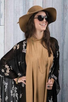 TOMS Maverick 201 Matte Gunmetal frame; Vintage Havana dress; GentleFawn Kimono; Alchemilla Necklace; Two's Co. Hat; Grace George Bracelets